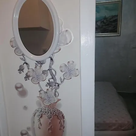 Mihaela Centre Apartament *